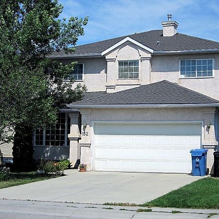 Brother Li Homestay Calgary Zewnętrze zdjęcie