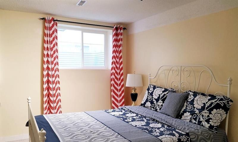 Brother Li Homestay Calgary Zewnętrze zdjęcie
