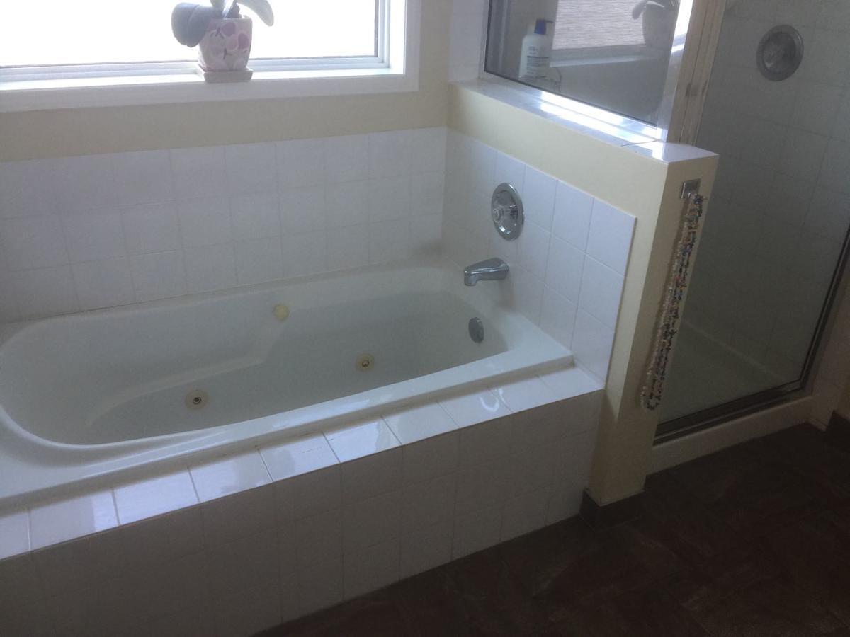 Brother Li Homestay Calgary Zewnętrze zdjęcie