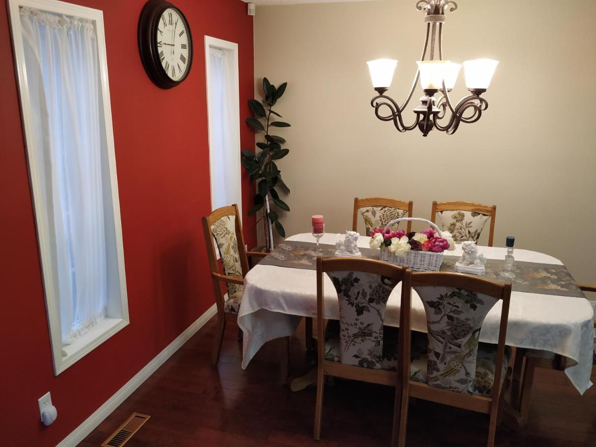 Brother Li Homestay Calgary Zewnętrze zdjęcie